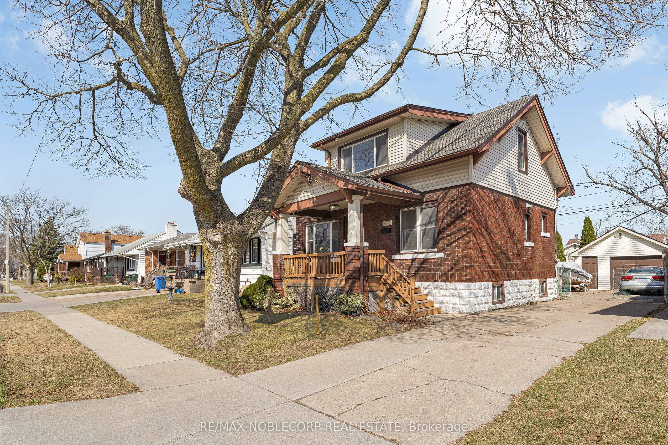 1640 Pillette Road