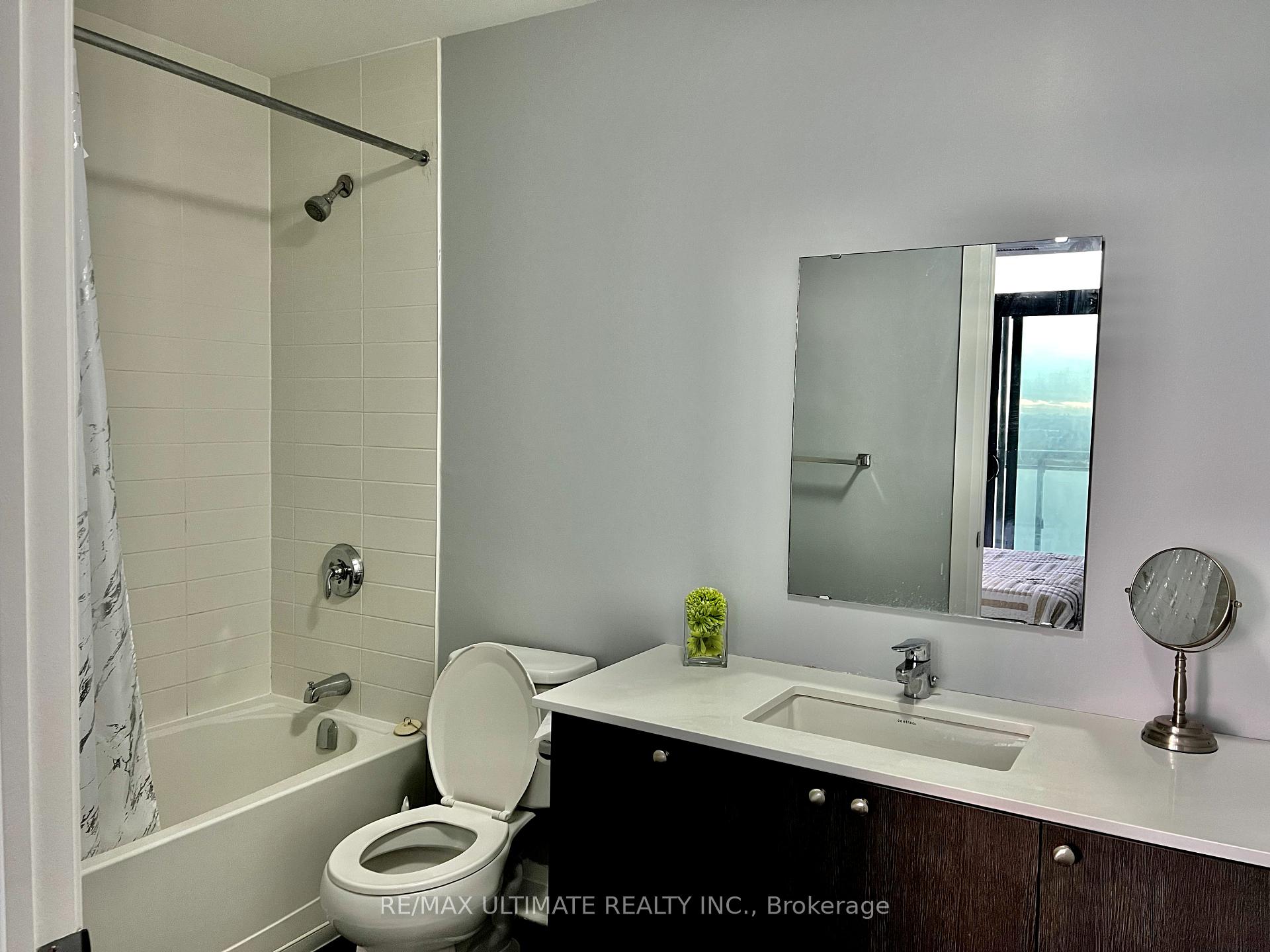 1 Bedroom Condo at 2522 Keele,  Toronto For sale