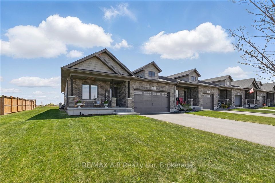 27 Hawthorn