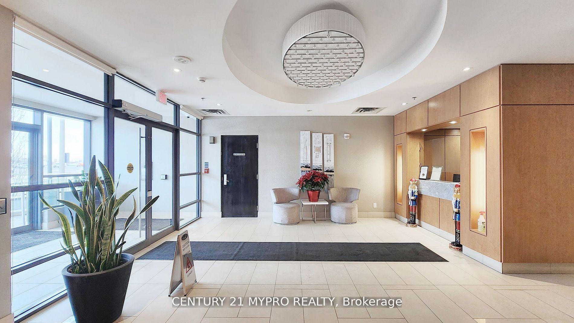 2 Bedrooms Condo at 840 Queen’s Plate,  Toronto For sale