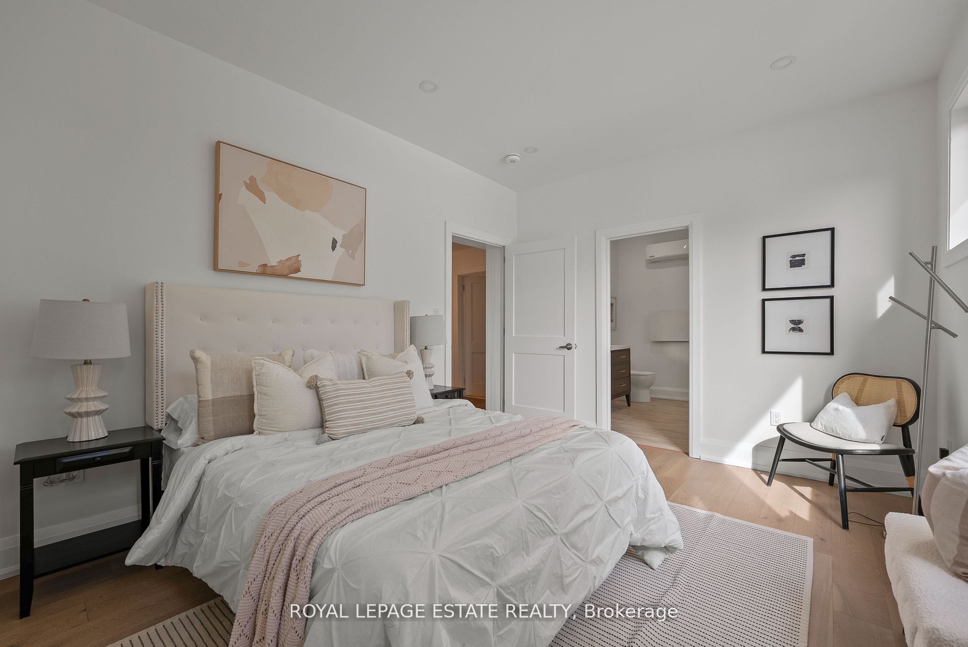 6641 Main Street, Whitchurch-Stouffville Stouffville