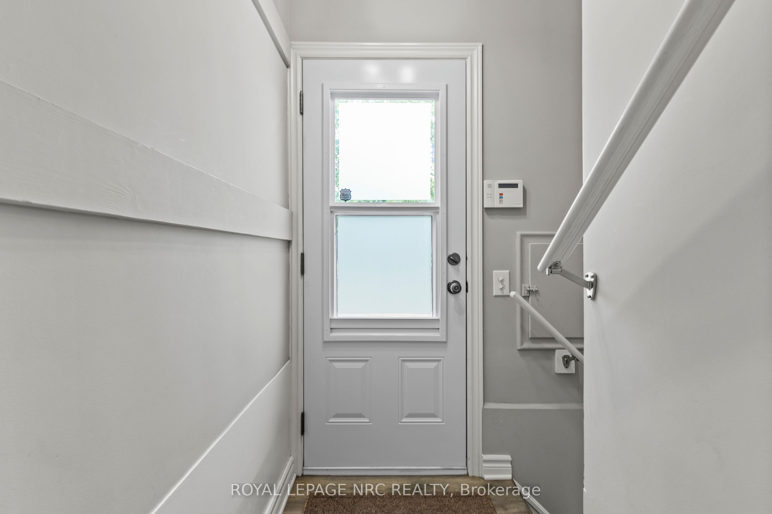 10 Whiteoak Drive