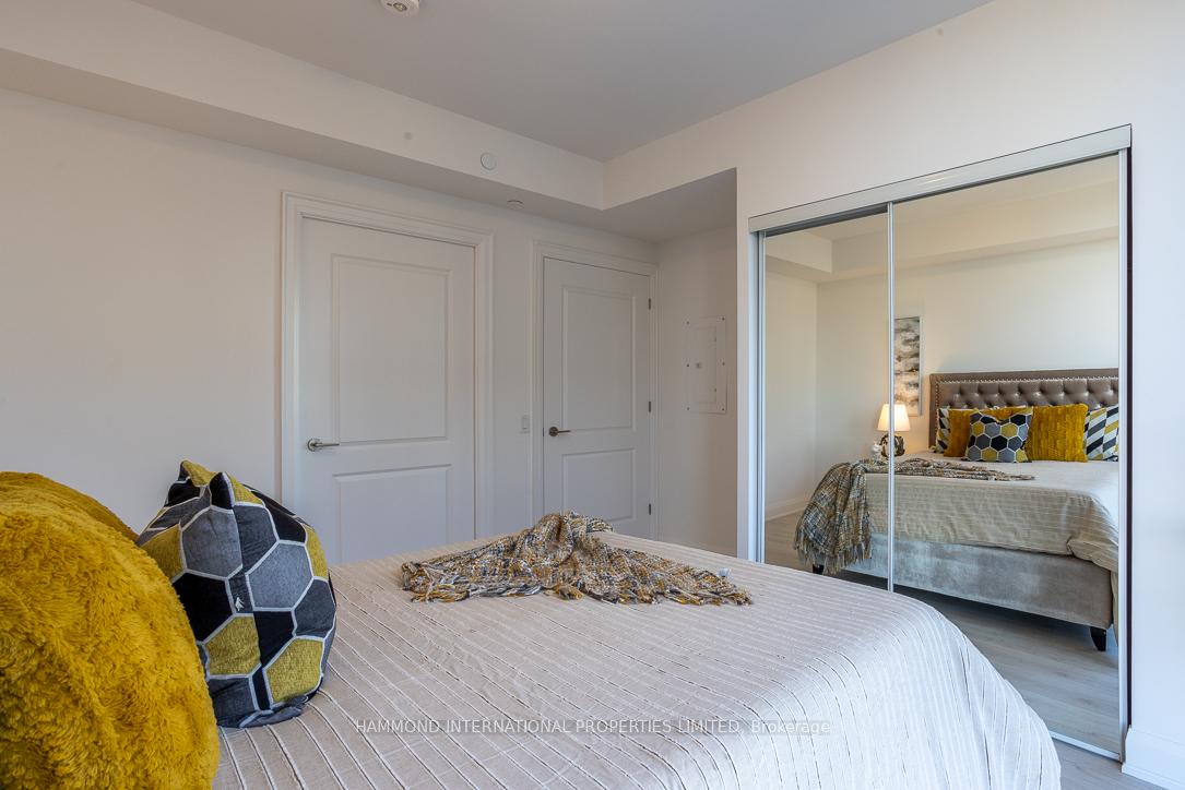4 Bedrooms Condo at 20 Gatineau,  Vaughan For sale