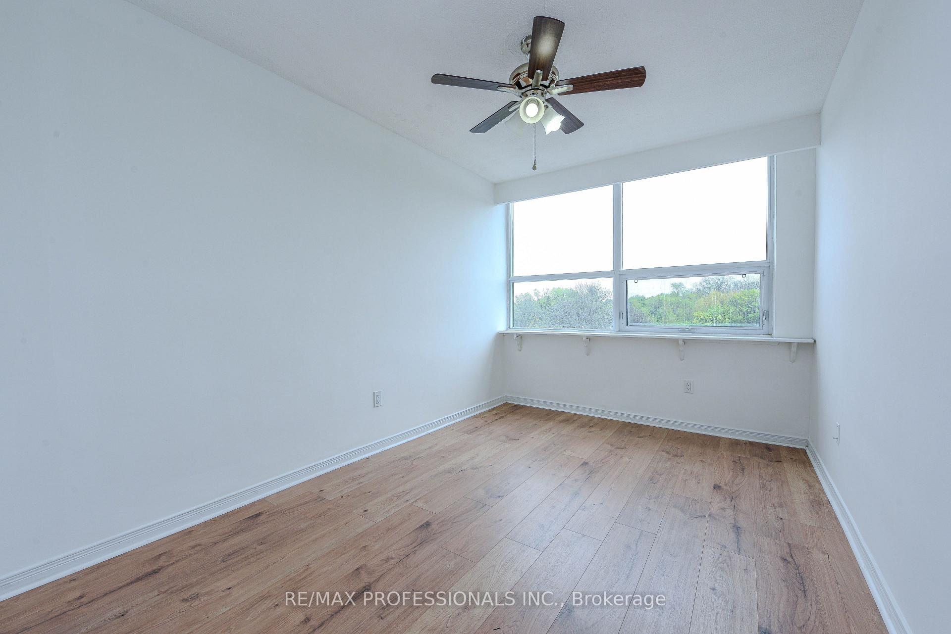 3 Bedrooms Condo at 362 The East Mall, Toronto For sale
