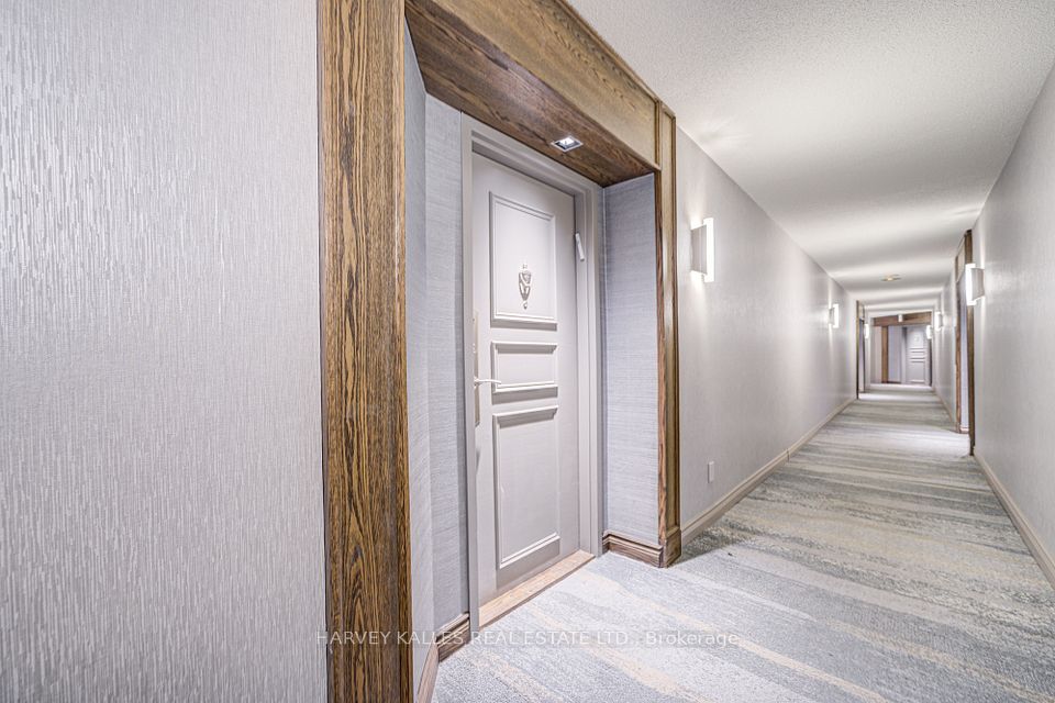 120 Promenade Circle 212