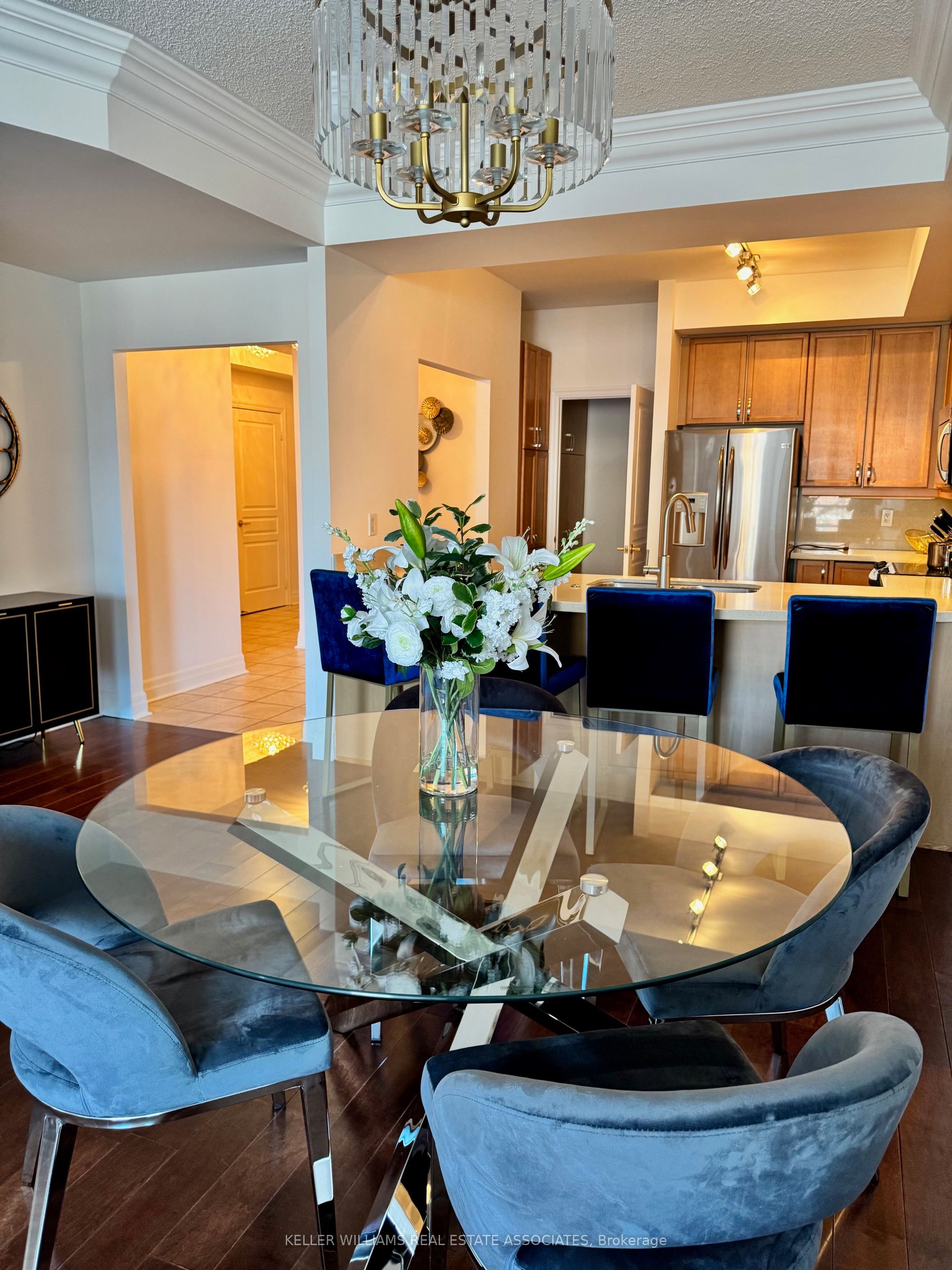80 Port Street E, #208