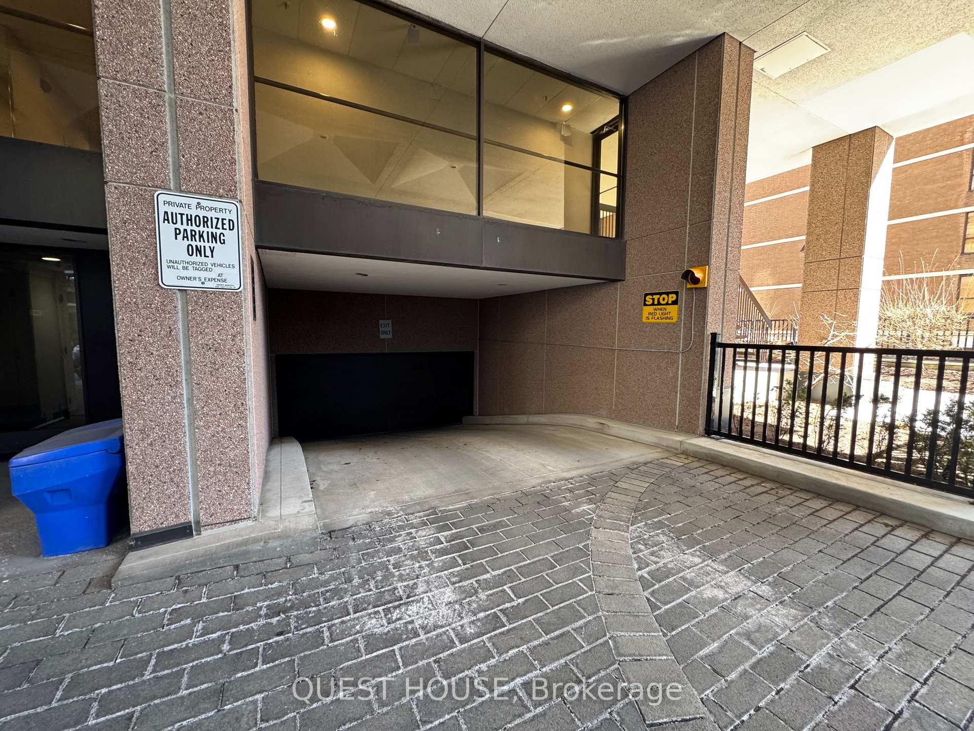 2 Bedrooms Condo at 447 Walmer,  Toronto For sale