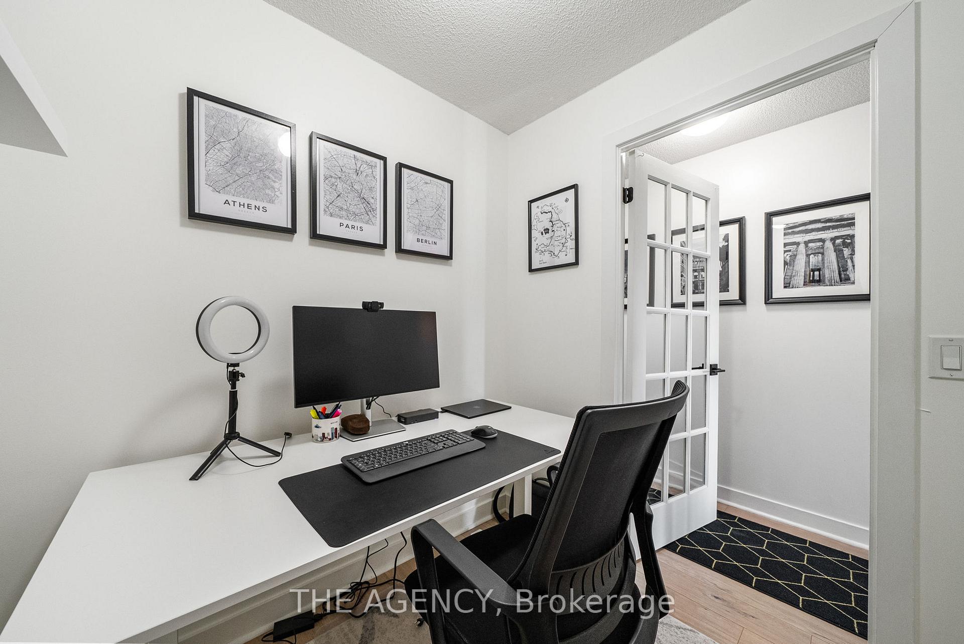 2 Bedrooms Condo at 50 Lynn Williams, Toronto For sale