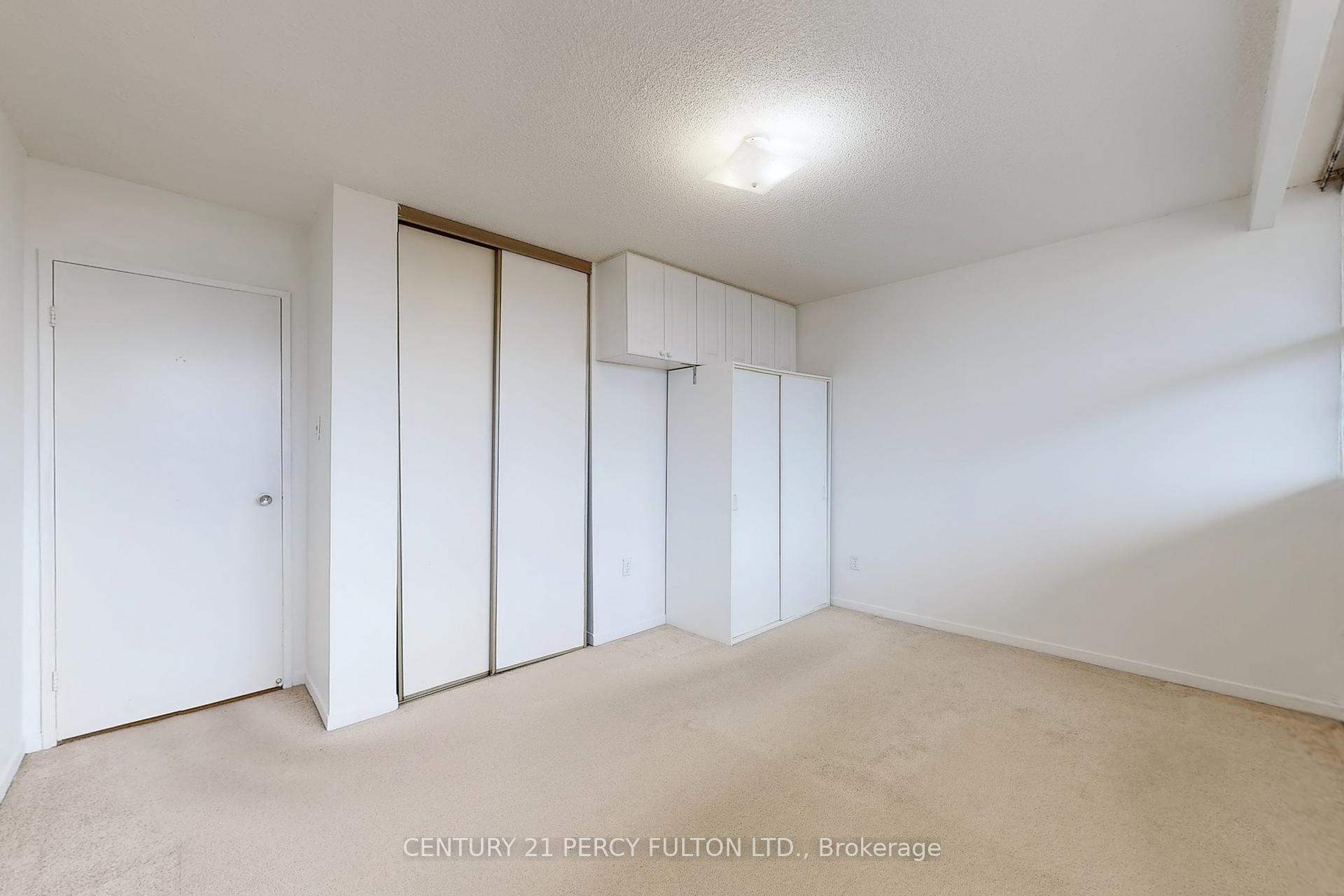 1 Bedroom Condo at 40 Bay Mills, Toronto For sale