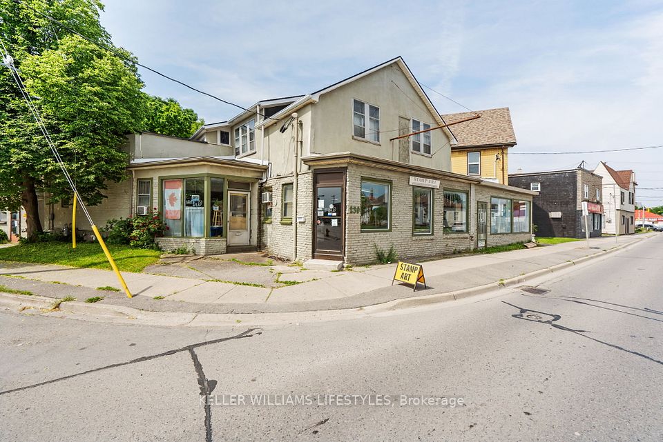 239 Hamilton