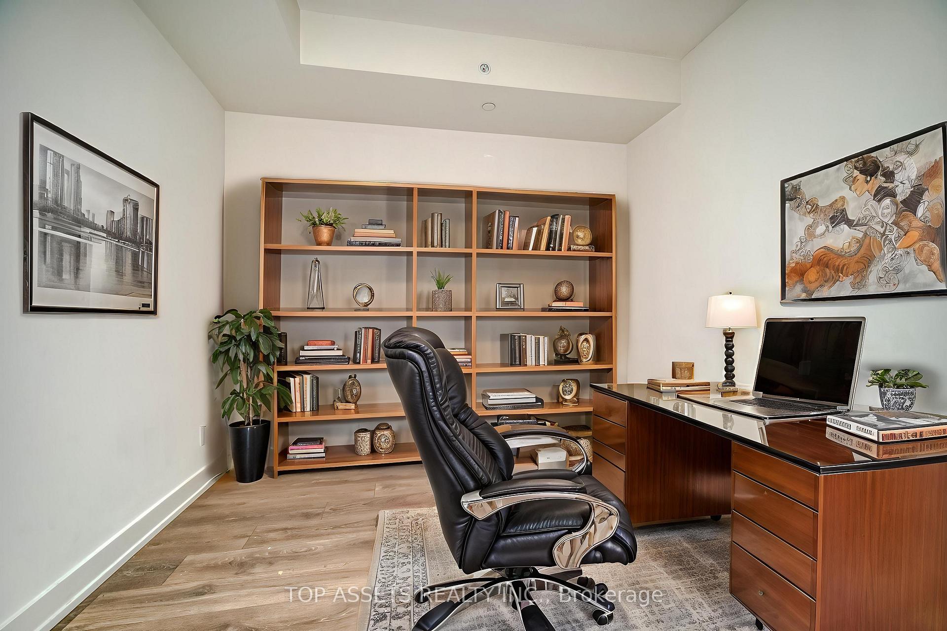 2 Bedrooms Condo at 180 Fairview Mall, Toronto For sale