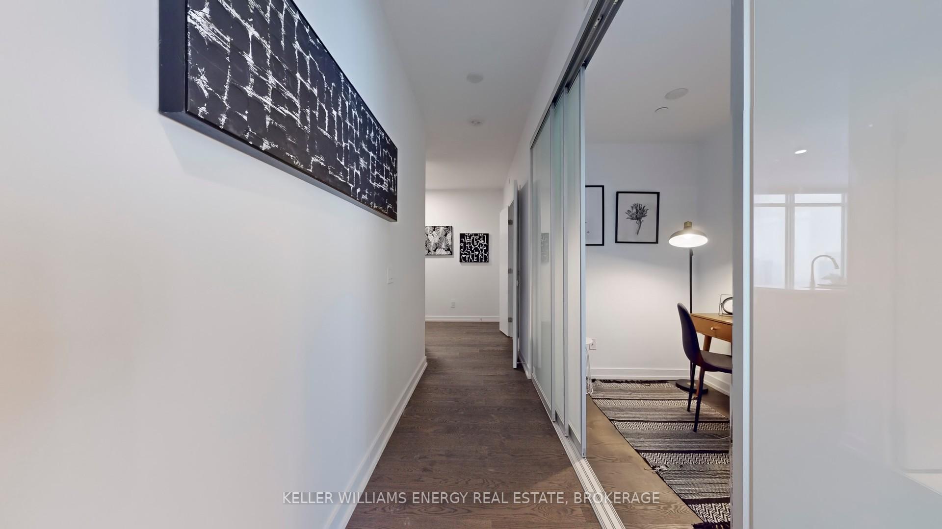 3 Bedrooms Condo at 488 University, Toronto For sale
