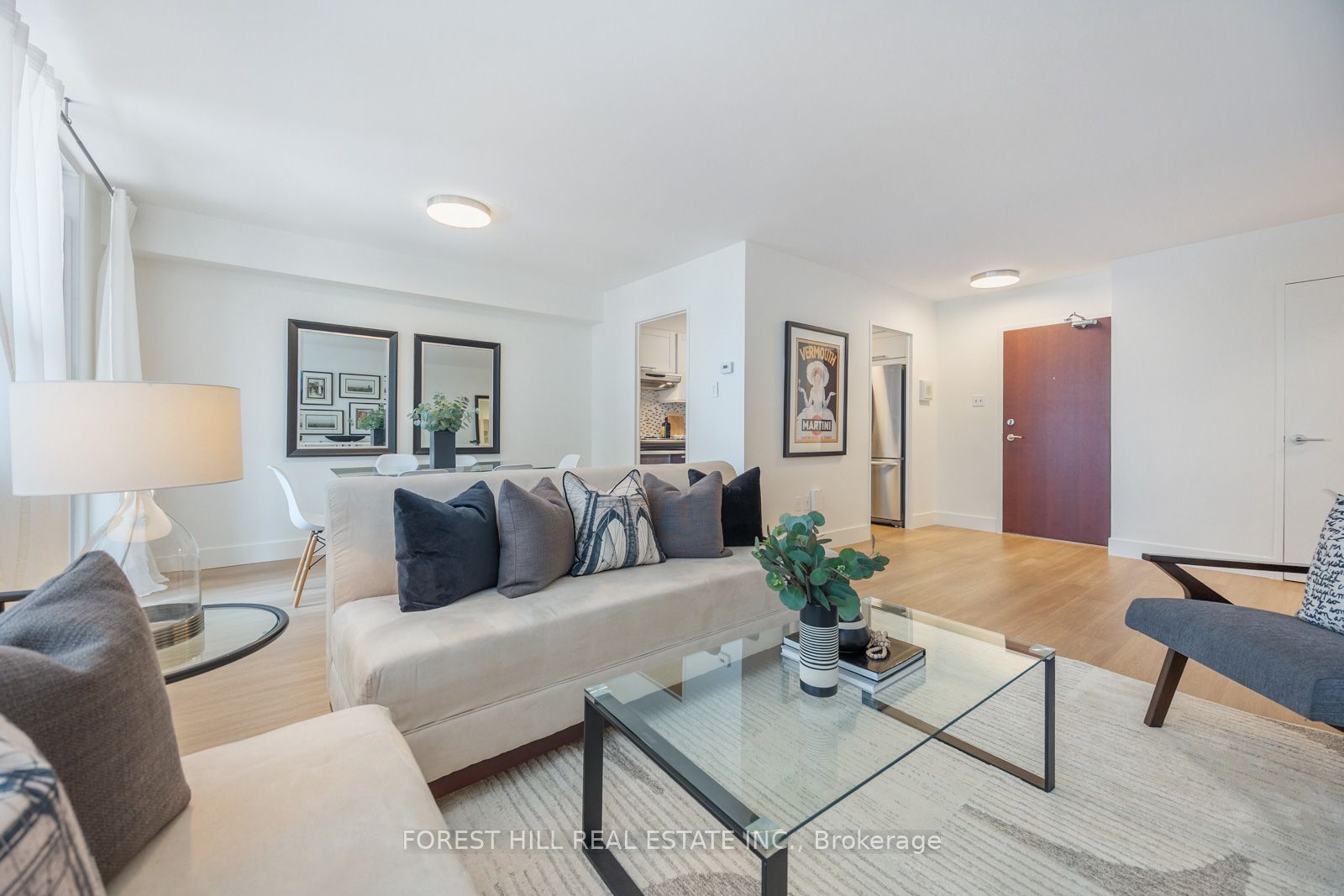 #915 - 360 Ridelle Avenue, Toronto, ON M6B 1K1