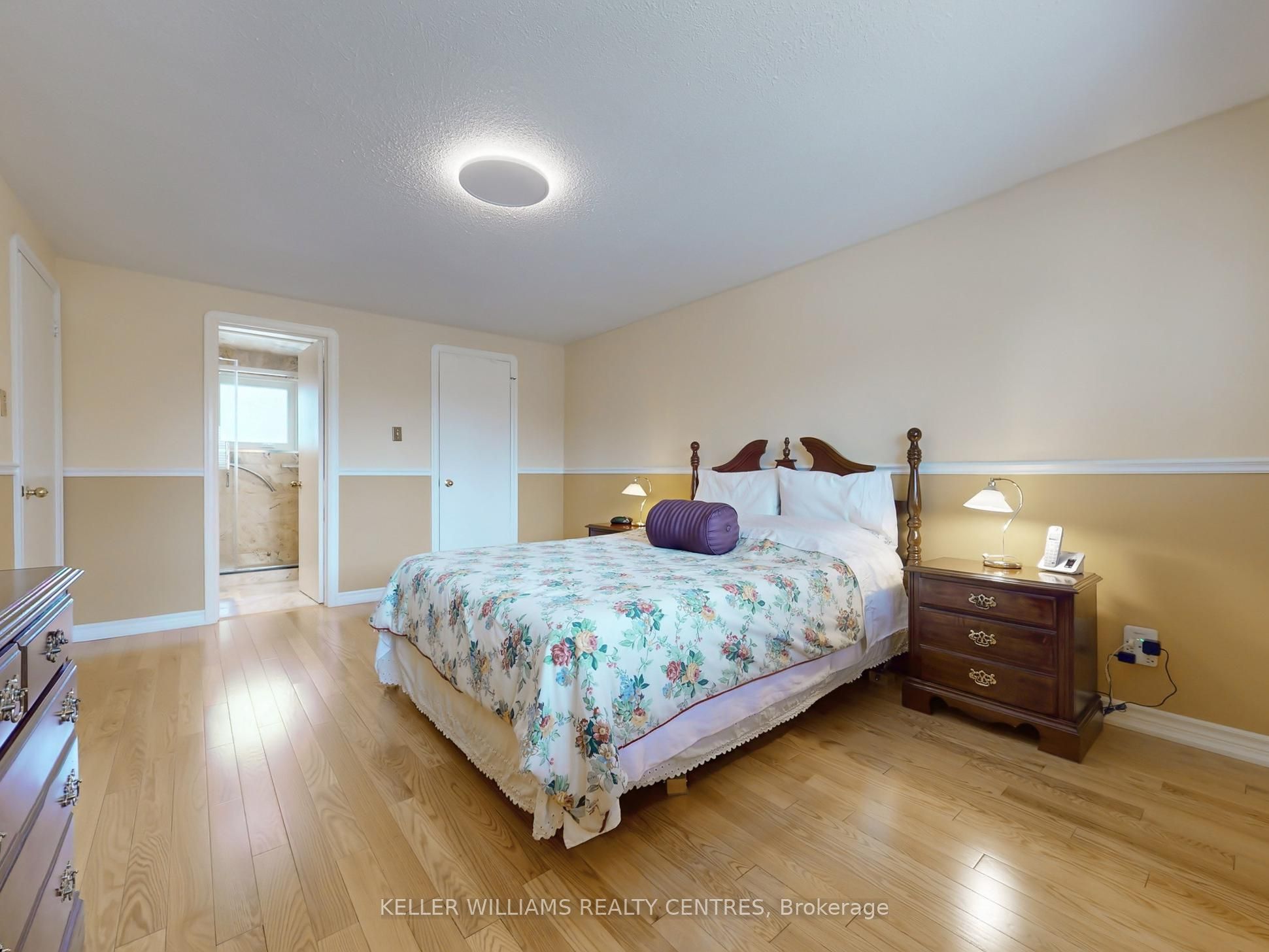 43 Mayvern Crescent