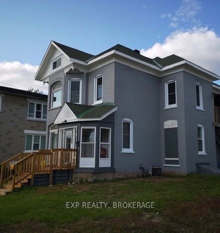 14 William Street, Smiths Falls, ON K7A 1M9