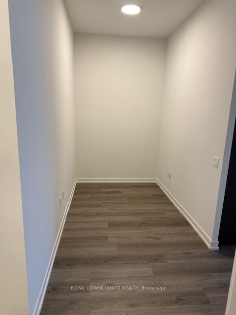 https://trreb-image.ampre.ca/wGXJM5doTI6FlVgbG06epWB01sFihRvBHIx9Ds7DIaU/rs:fit:960:960/wm:.5:so:0:50:.4/wmsh:10/wmt:PHNwYW4gZm9yZWdyb3VuZD0nd2hpdGUnIGZvbnQ9JzY4Jz5ST1lBTCBMRVBBR0UgSUdOSVRFIFJFQUxUWSwgQnJva2VyYWdlPC9zcGFuPg/L3RycmViL2xpc3RpbmdzLzQwLzkxLzU2LzkzL3AvNGRlOTdkZjctYjJmYy00ZjU2LTlkZGMtYzZjNDZjZTI4NTAwLmpwZw.jpg