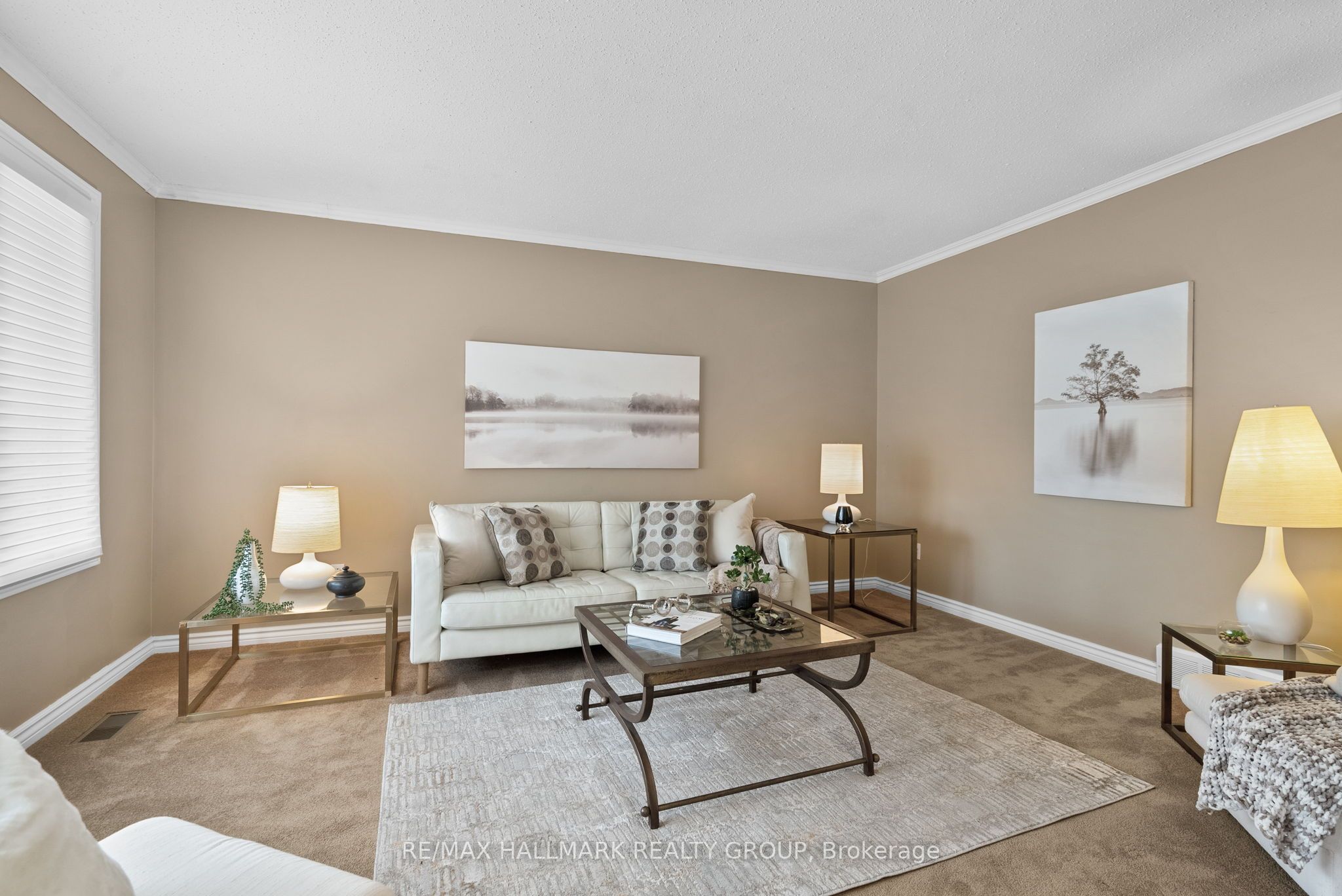 2143 Hubbard Crescent