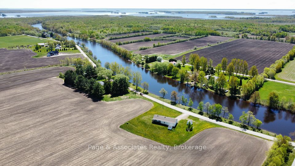 103 Veuve River