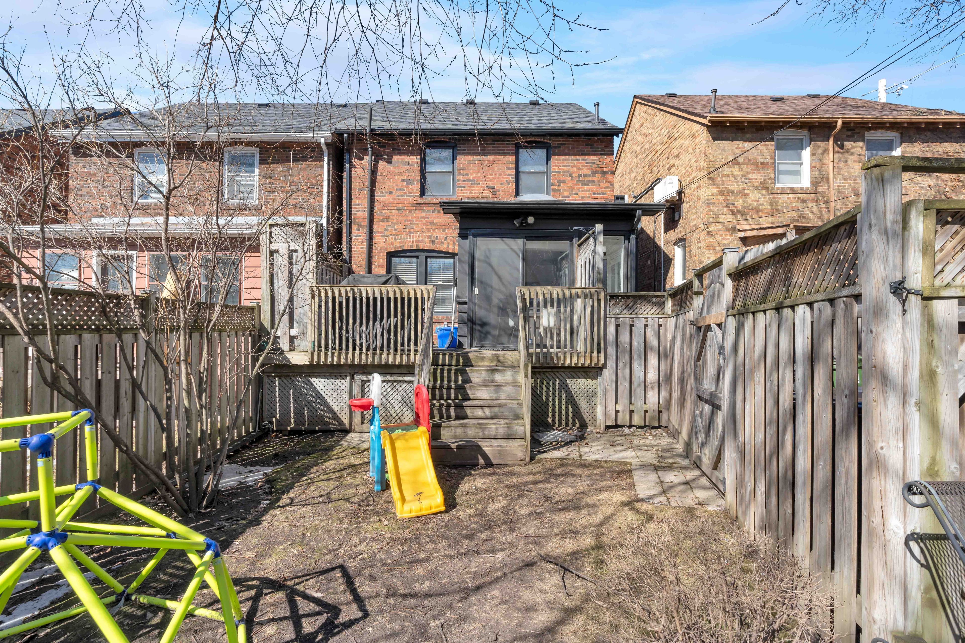 469 Roselawn Avenue