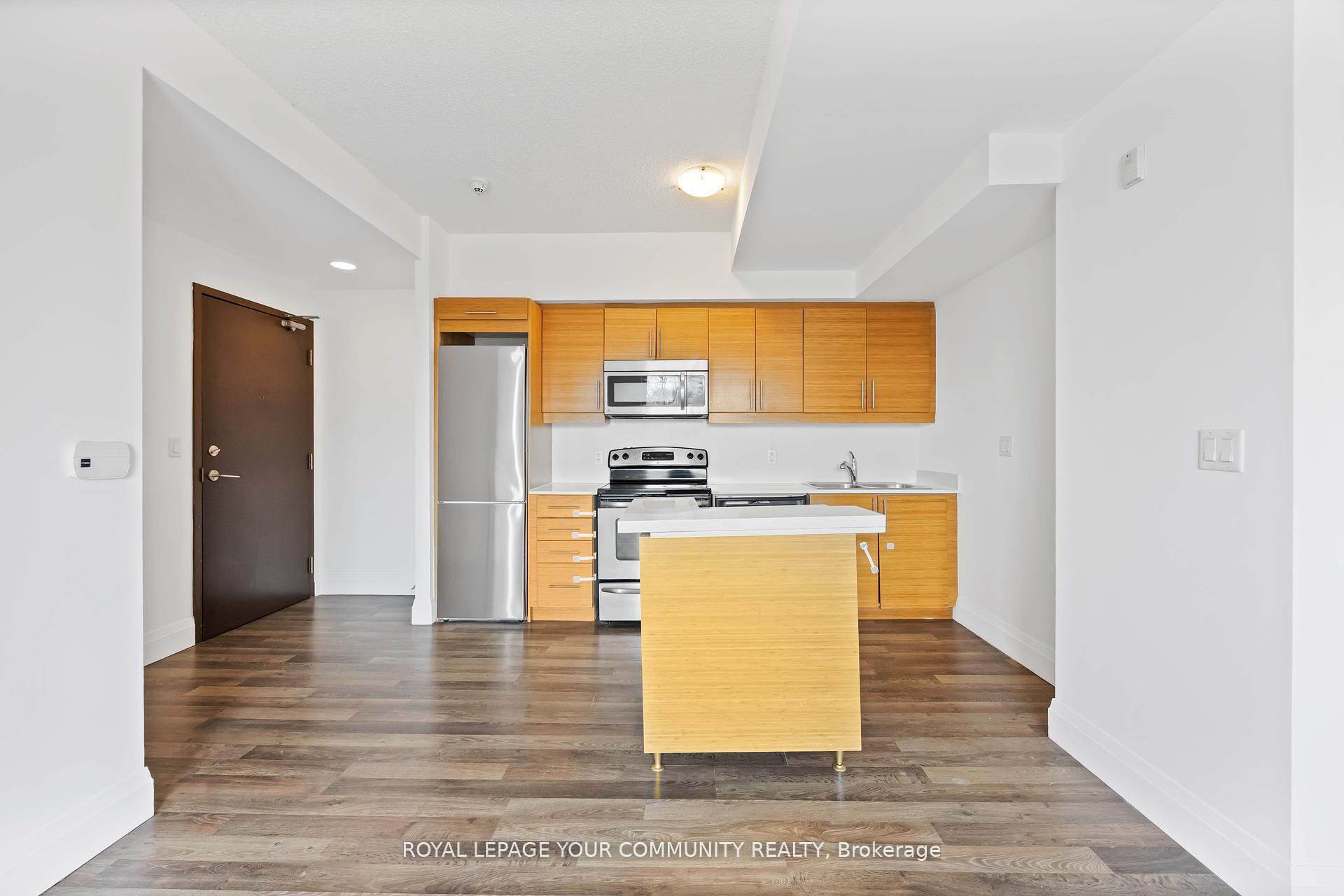 3 Bedrooms Condo at 222 Finch, Toronto For sale