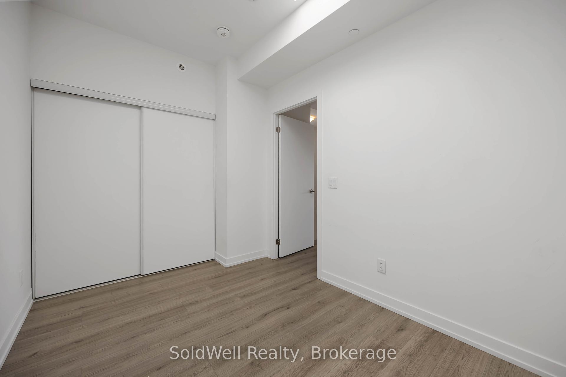 2 Bedrooms Condo at 266 Finch, Toronto For sale