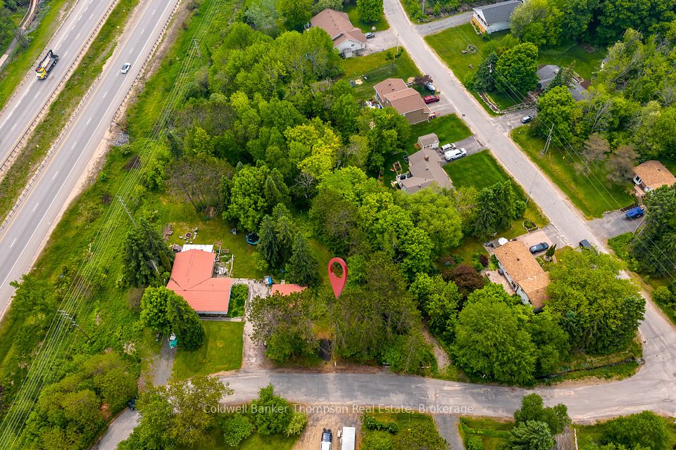 211 Lakeshore