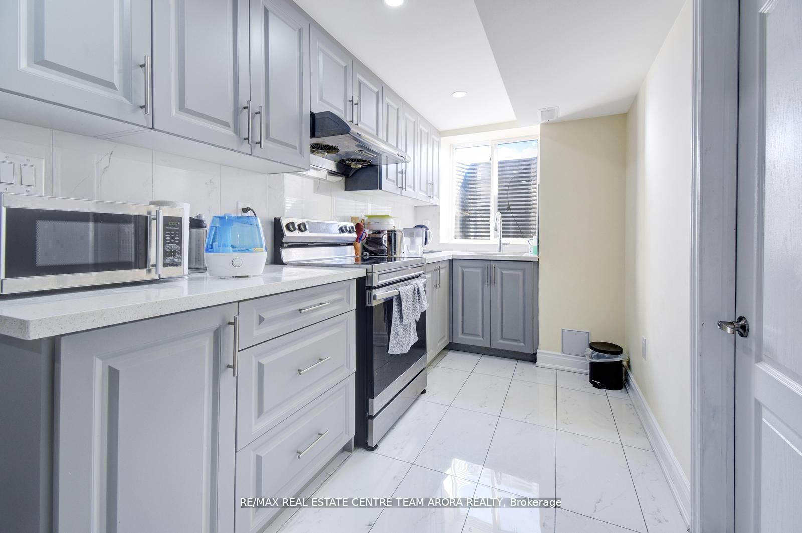 38 Rosewell Crescent