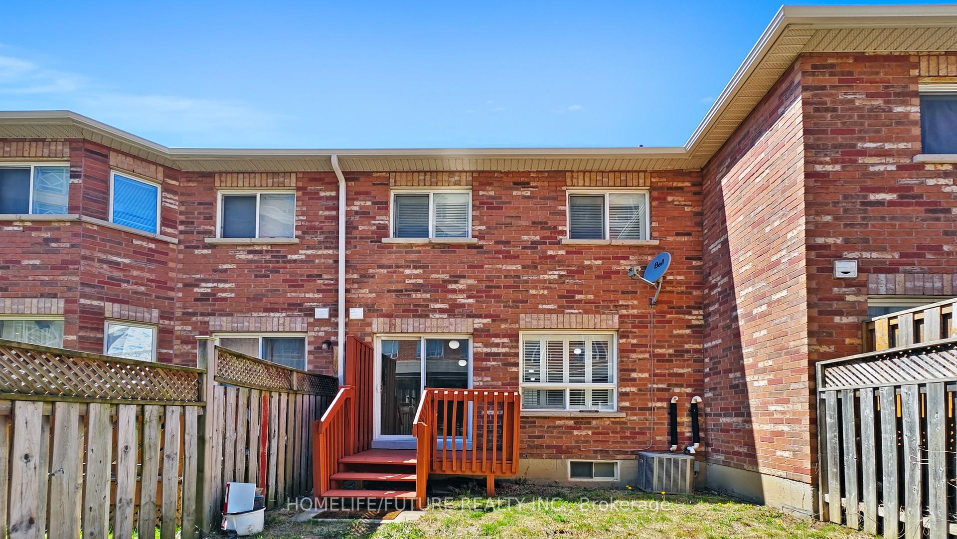 3 Bedrooms Condo at 435 Middlefield, Toronto For sale