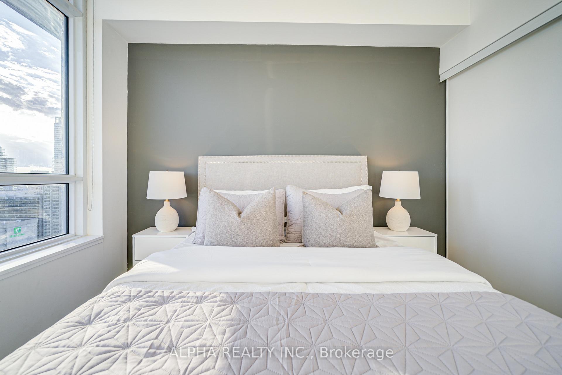 1 Bedroom Condo at 365 Church, Toronto For sale