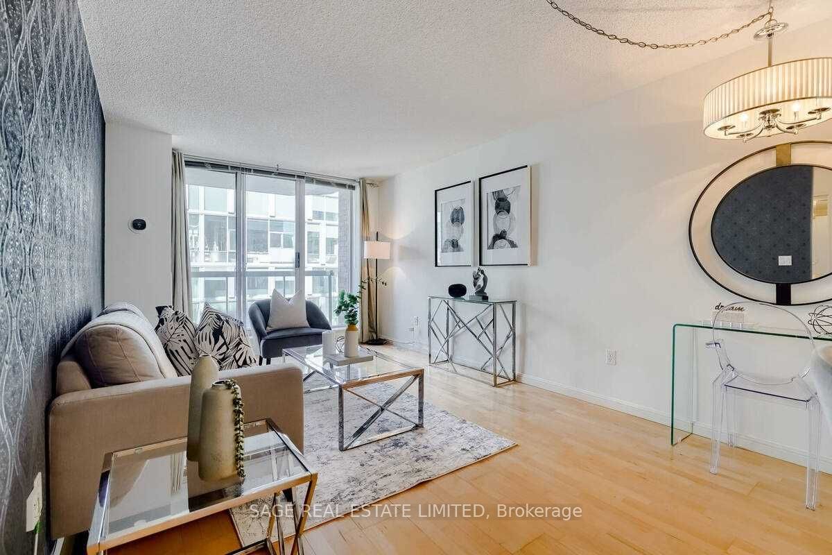311 Richmond Street E, #605
