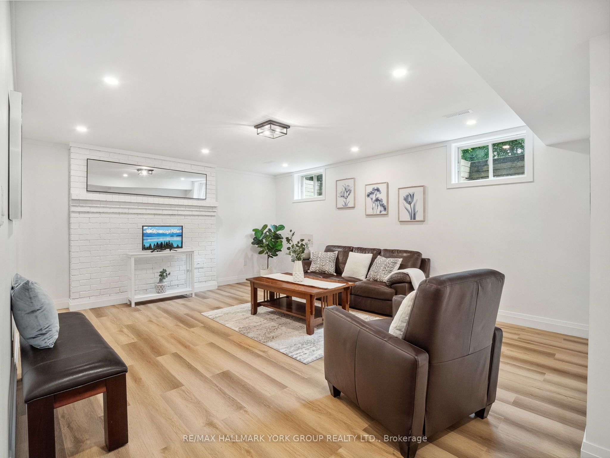 105 Duckworth Street