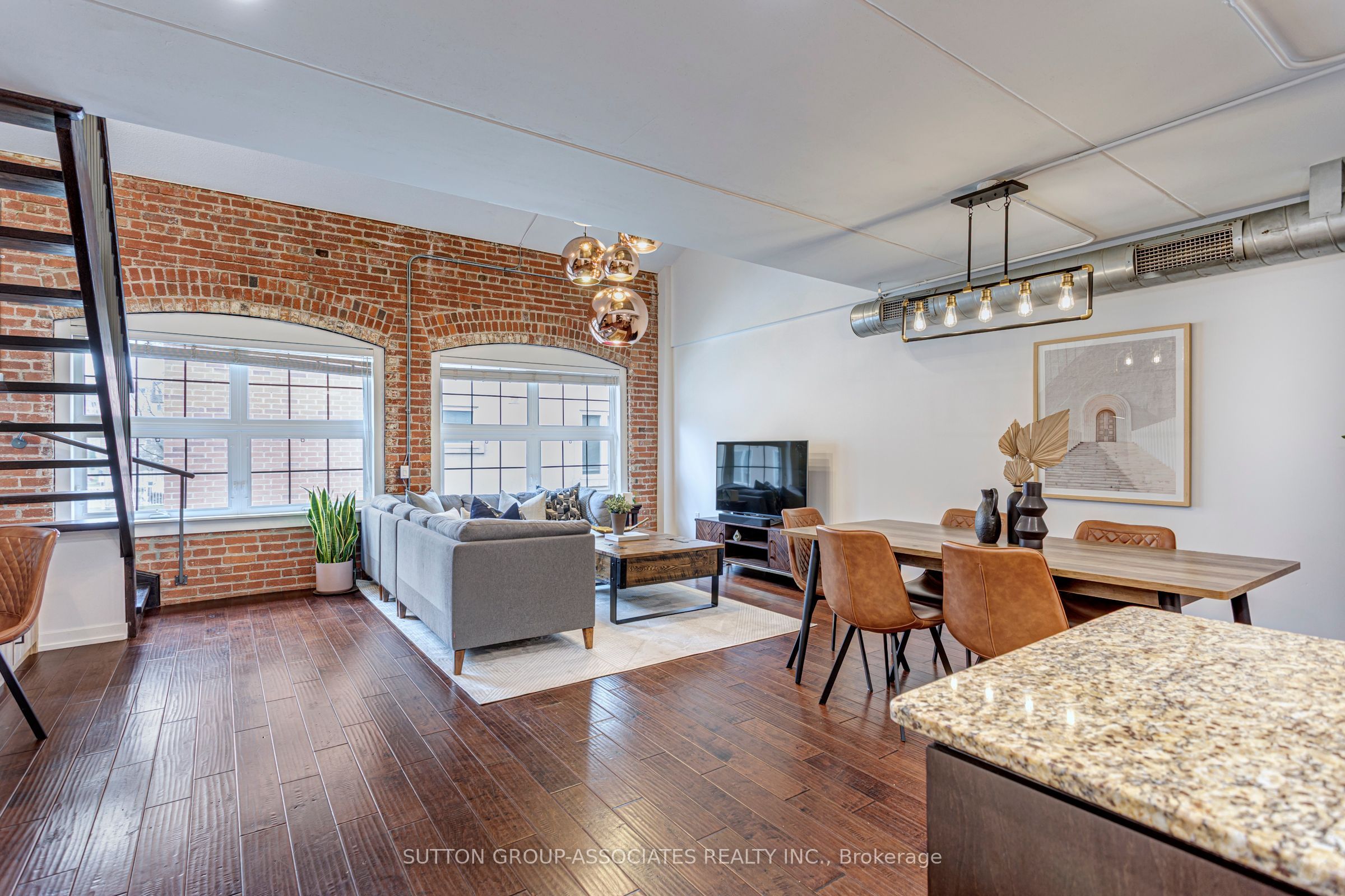 1100 Lansdowne Avenue, #333