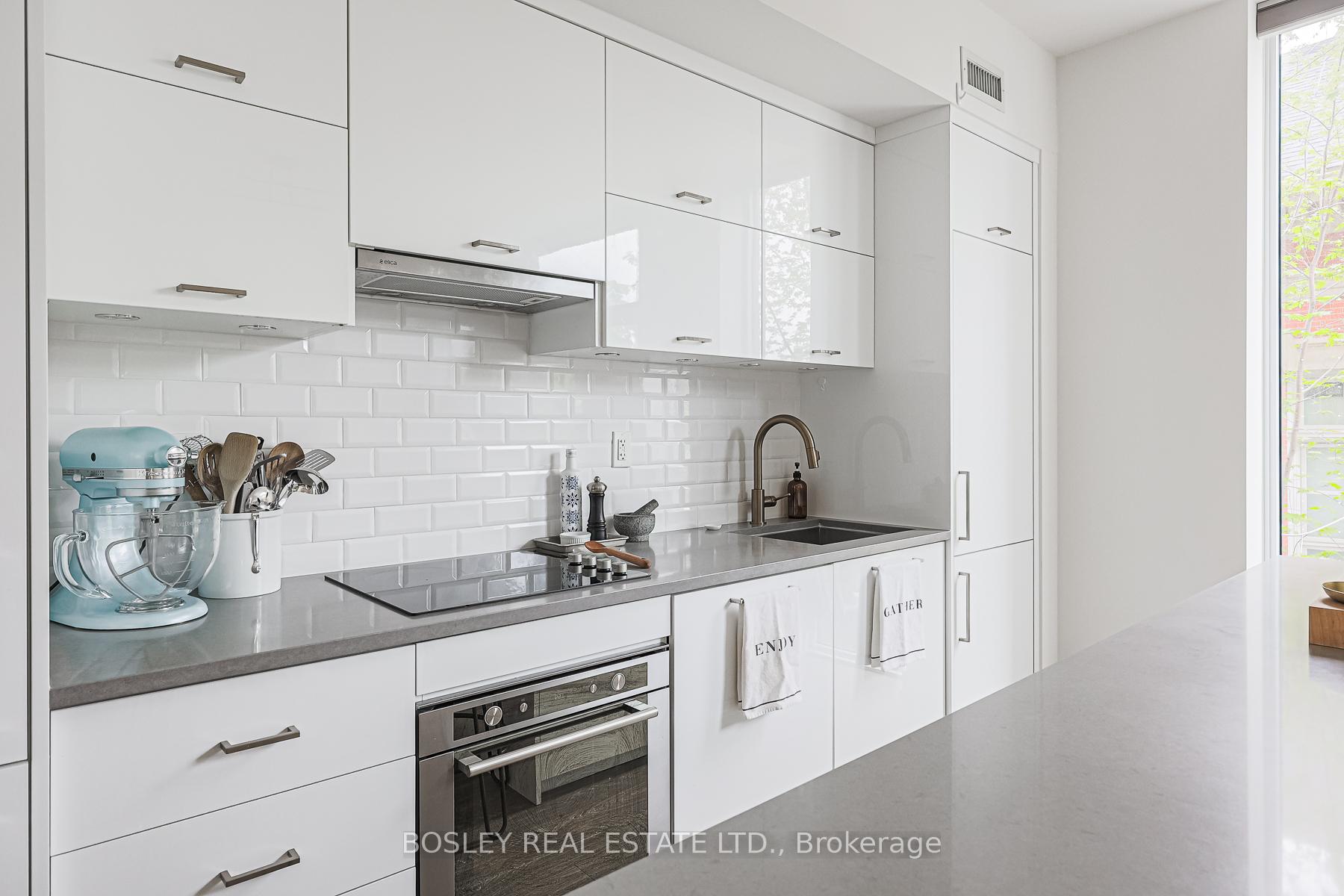 2 Bedrooms Condo at 106 Dovercourt, Toronto For sale