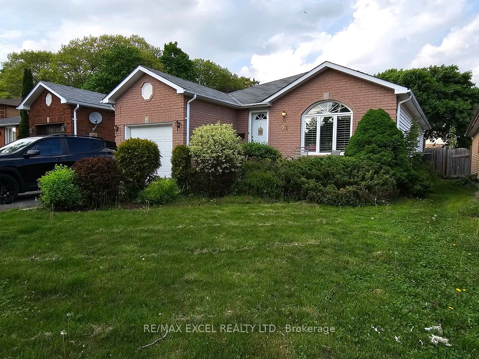 21 Finlay Road, Barrie, ON L4N 7T8