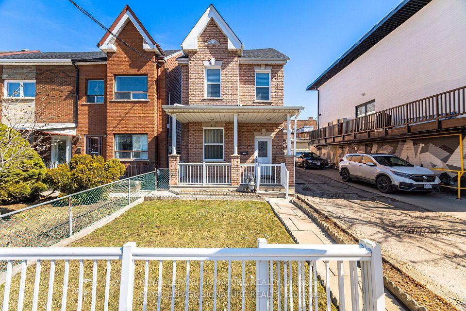 105 Lisgar Street