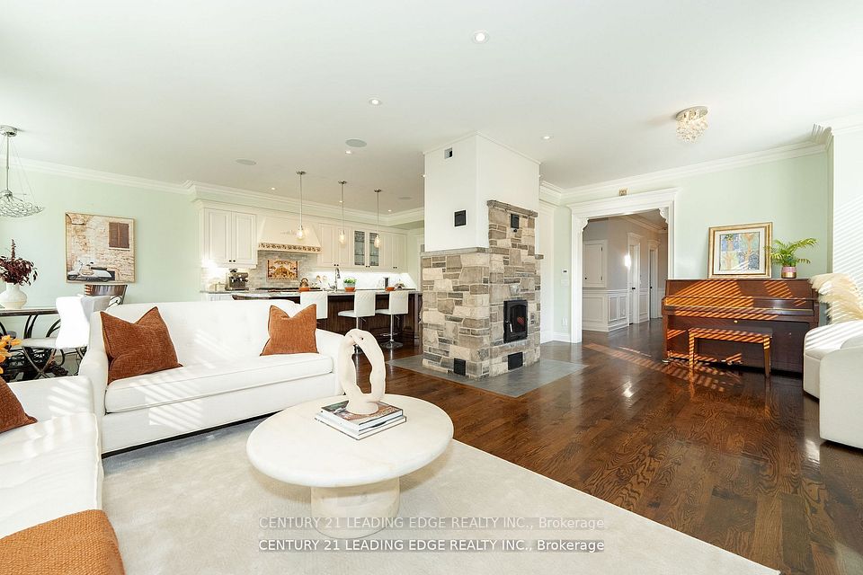 12 Gradwell Drive
