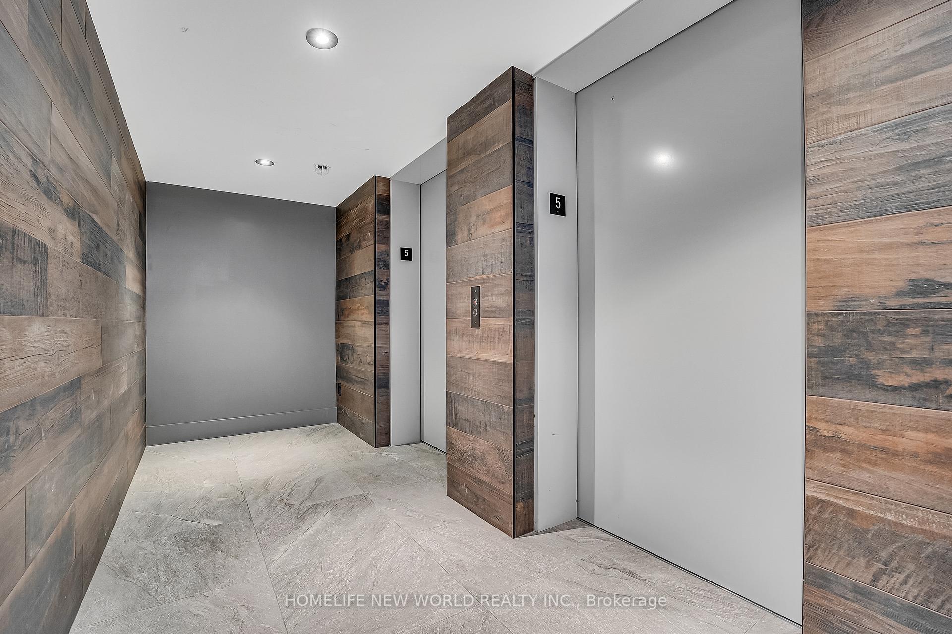 2 Bedrooms Condo at 68 Abell, Toronto For sale