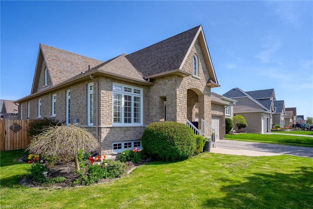 116 READ Street Cobourg Ontario K9A 5Y4