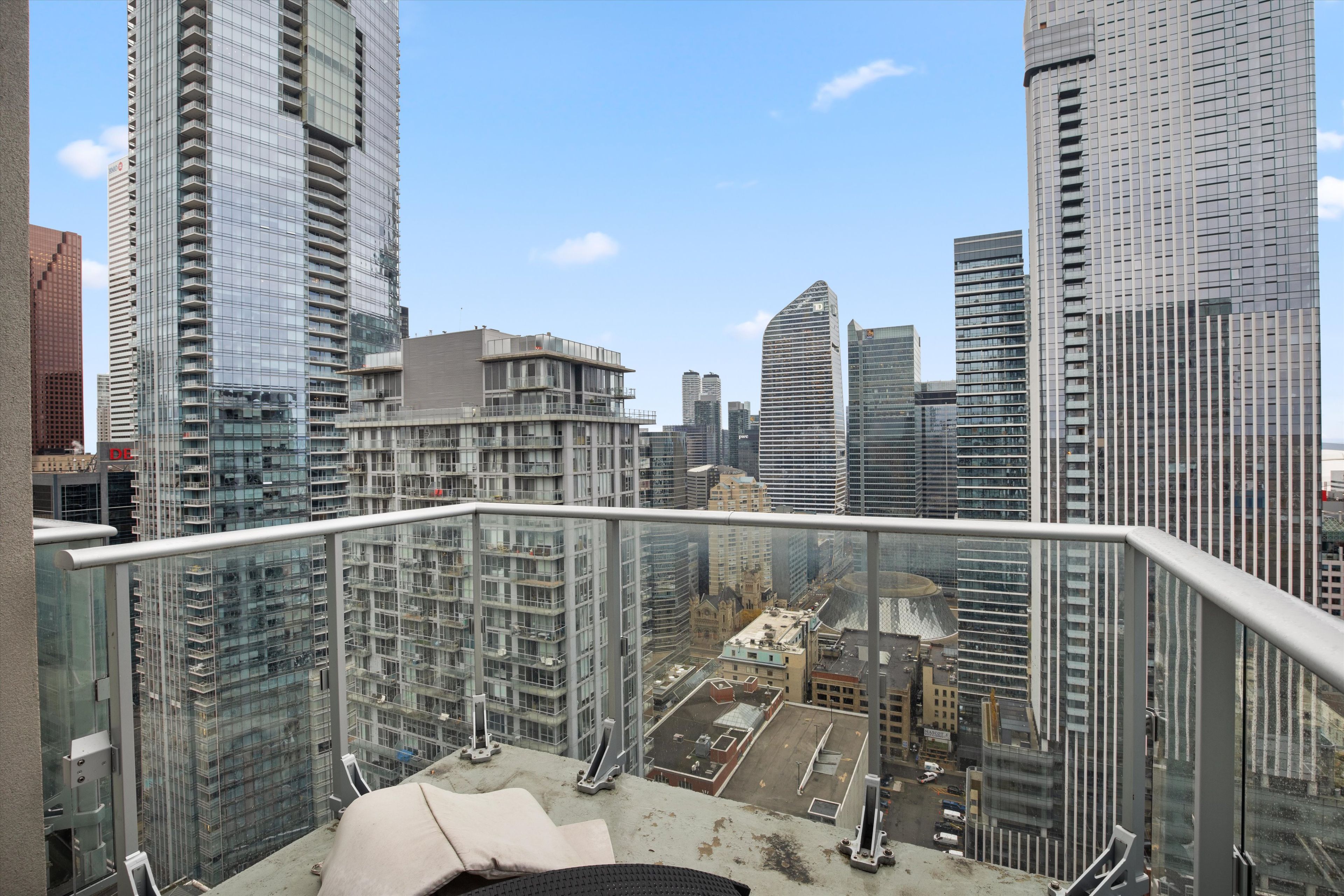 199 Richmond Street W PH101