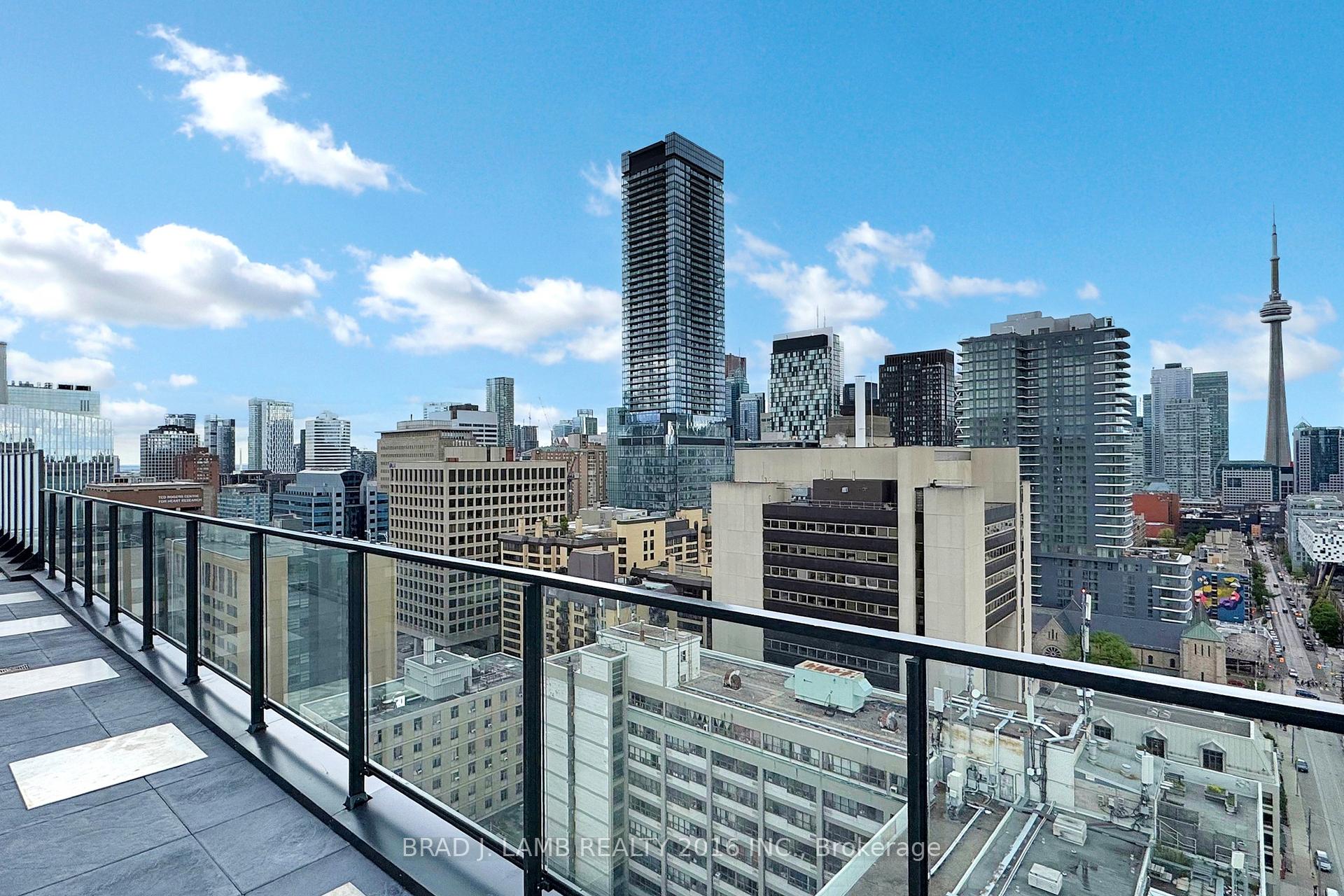 3 Bedrooms Condo at 195 McCaul, Toronto For sale