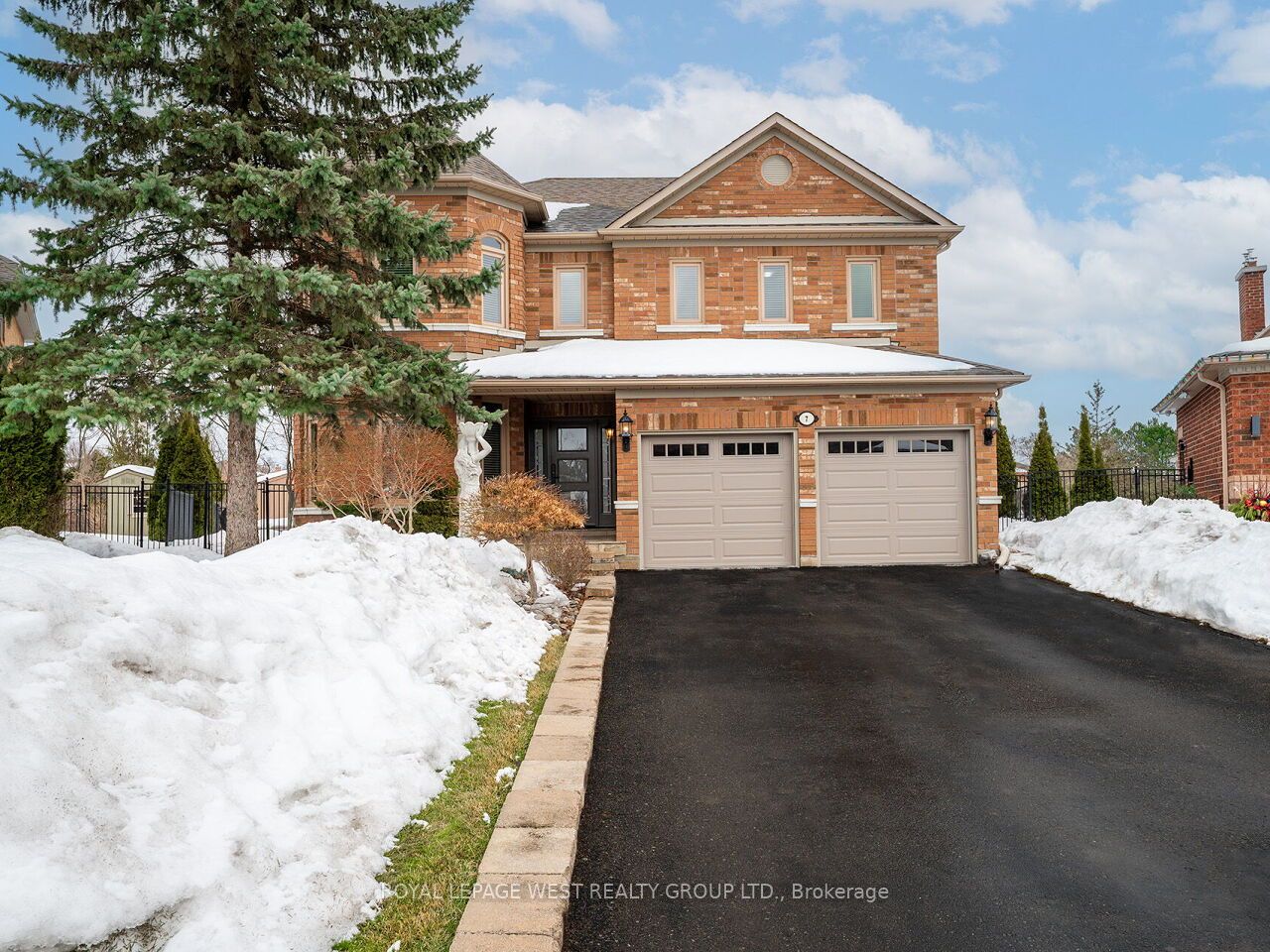 7 Vantagebrook Court, Caledon, ON L7E 1J3
