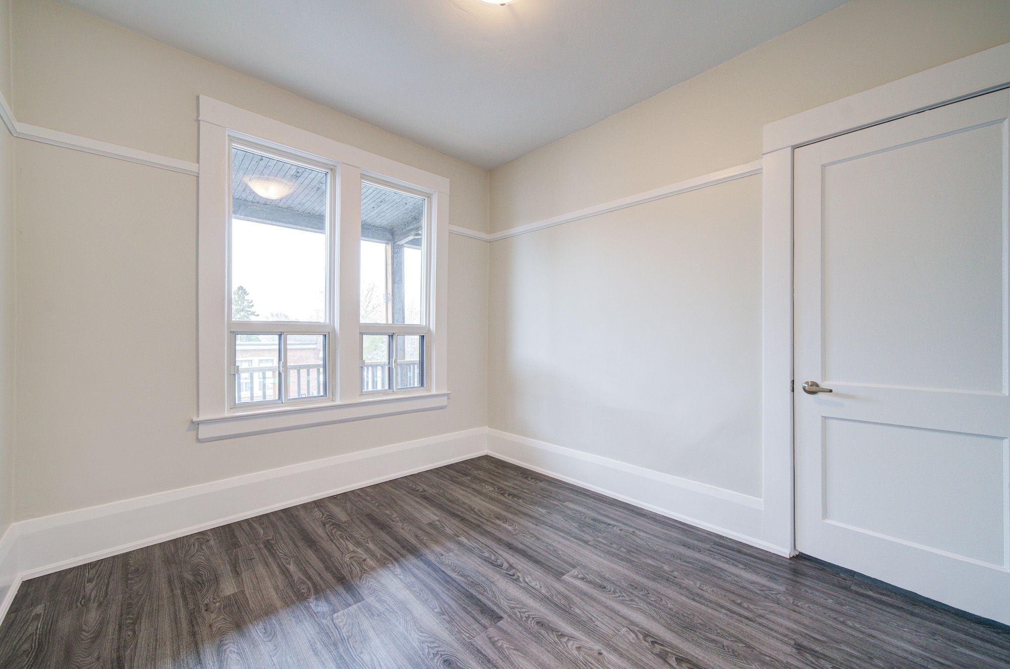 1074 St Clair Avenue W 2