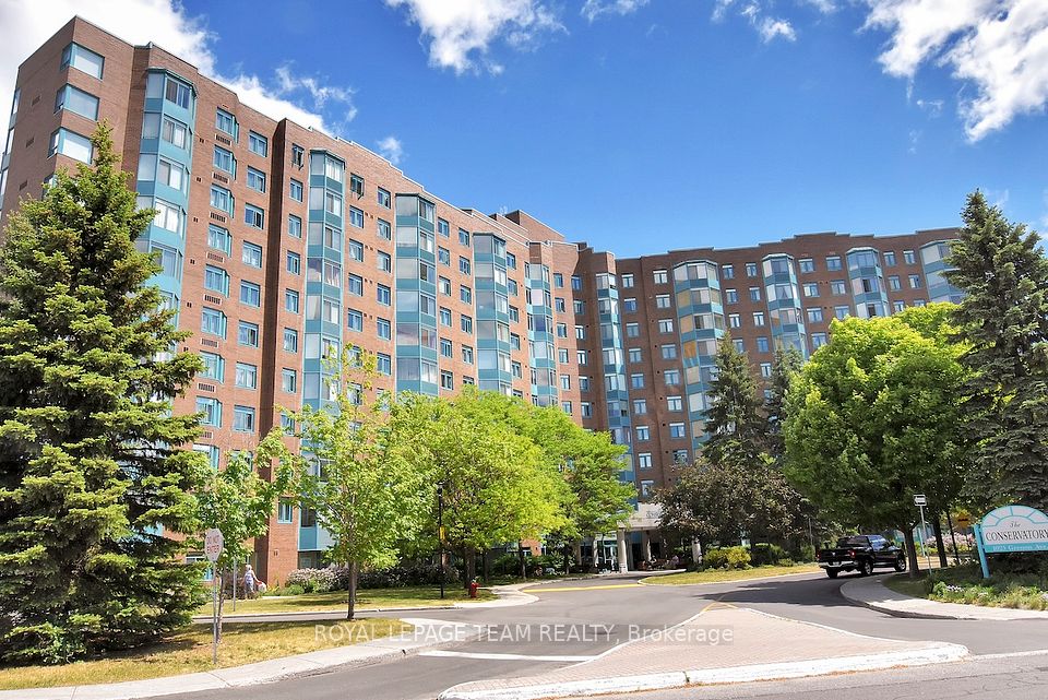 1025 GRENON