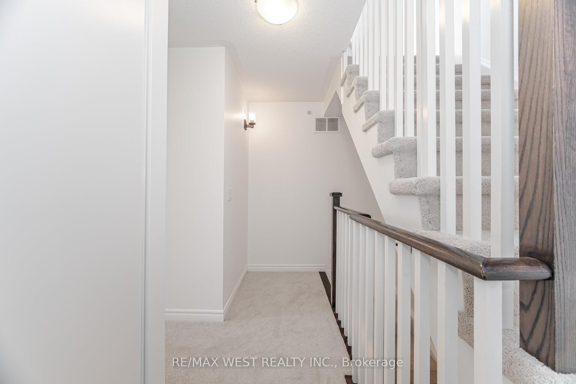 2 Bedrooms Condo at 150 Long Branch, Toronto For sale