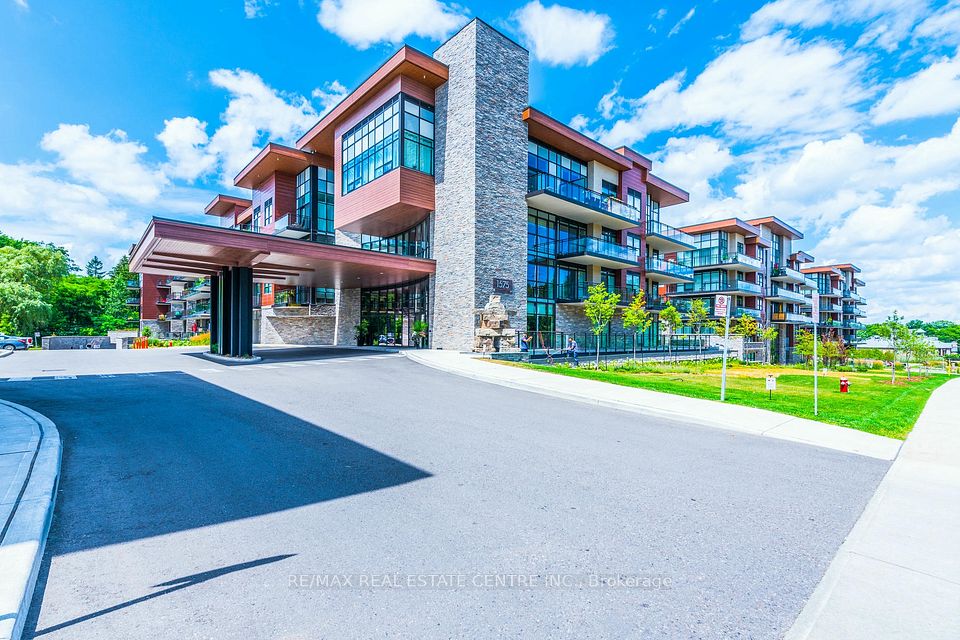 1575 Lakeshore