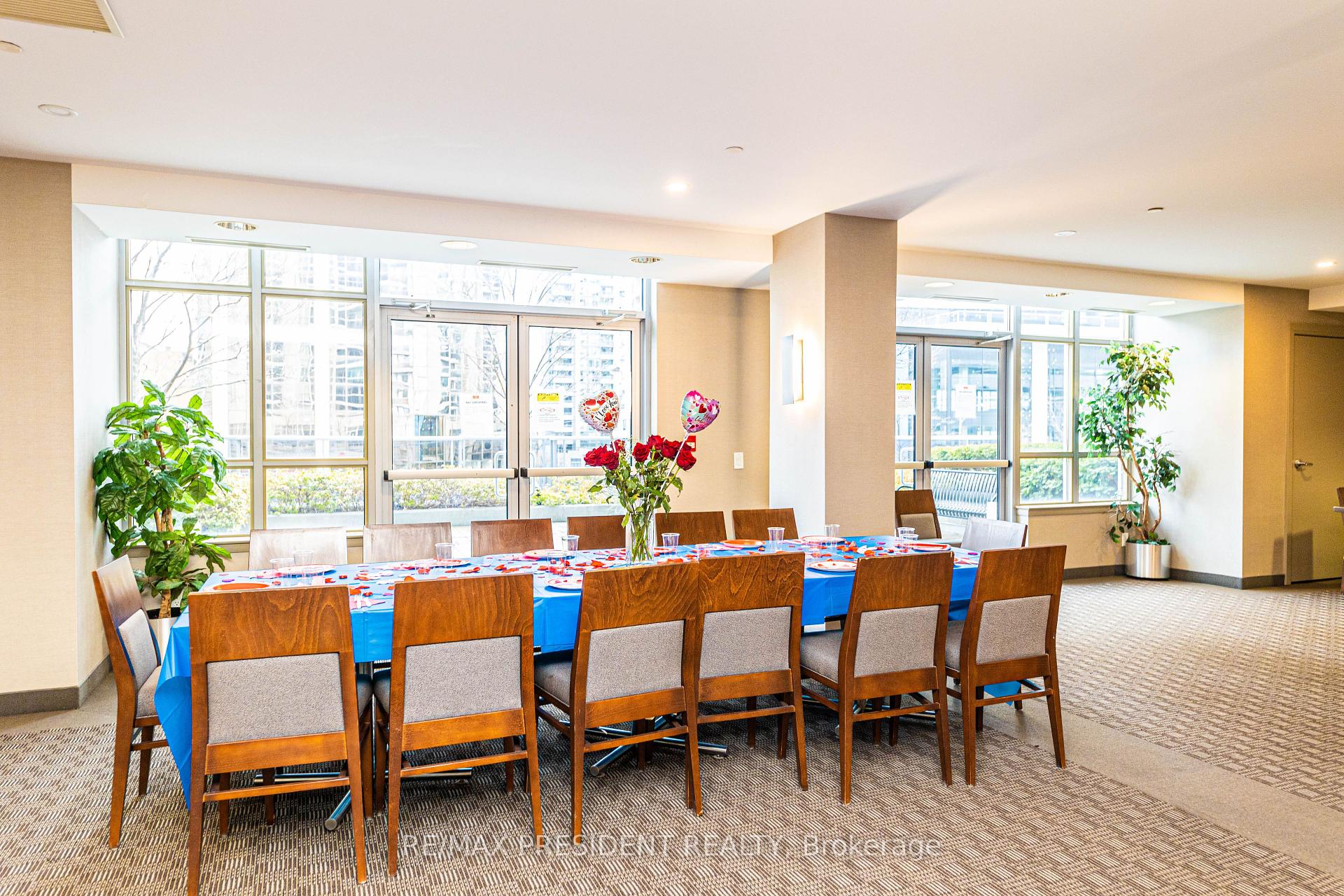 1 Bedroom Condo at 4978 Yonge, Toronto For sale