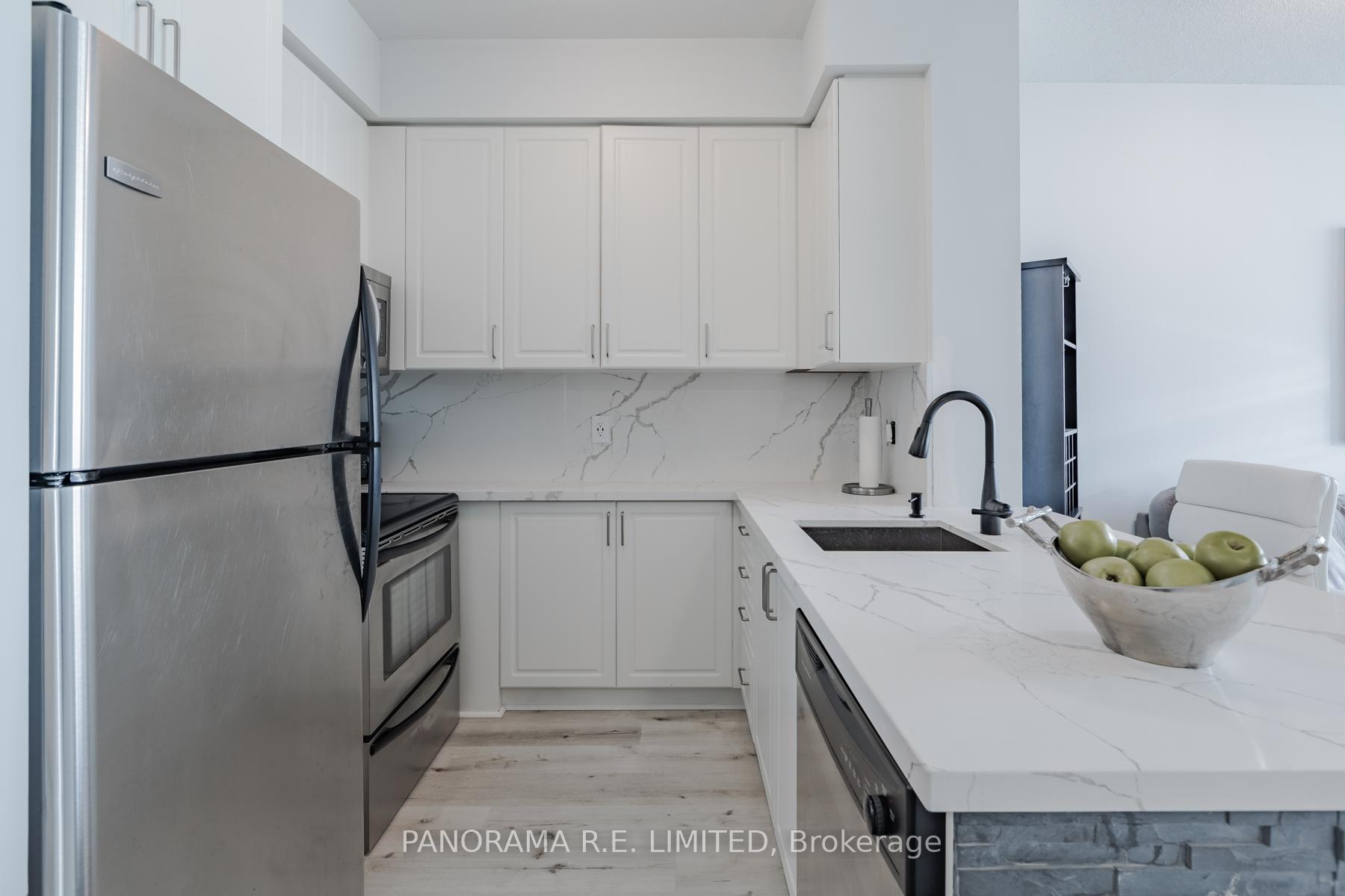 3 Bedrooms Condo at 235 Sherway Gardens, Toronto For sale