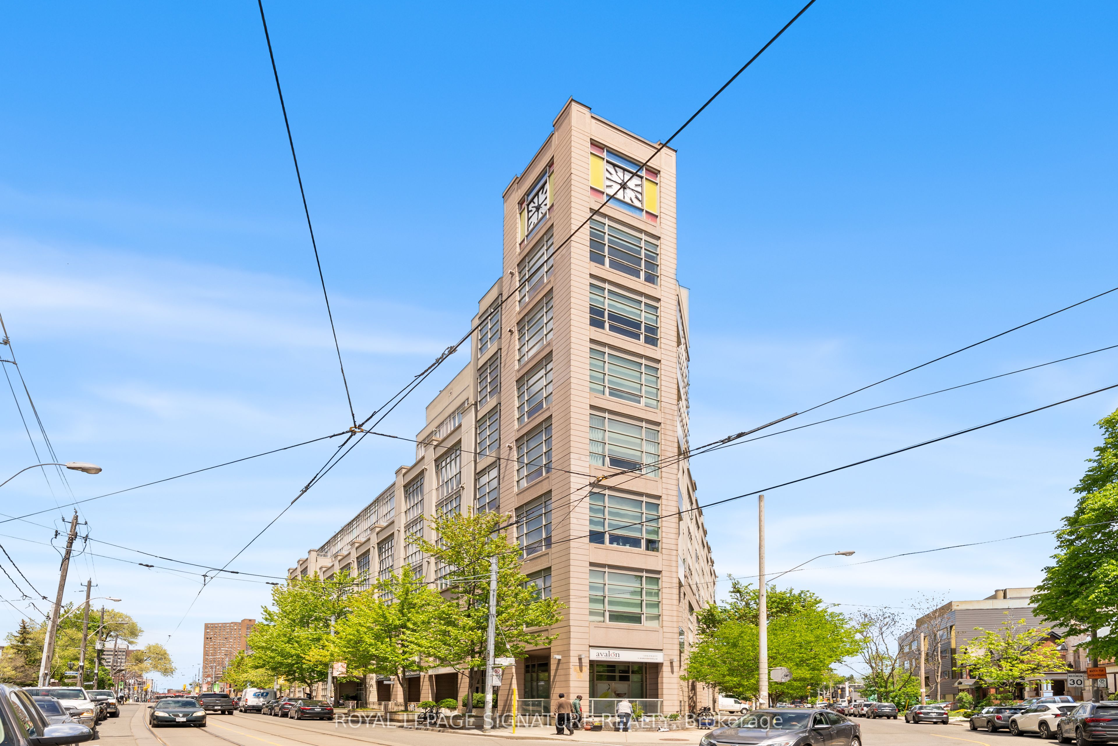 437 Roncesvalles Avenue, #423