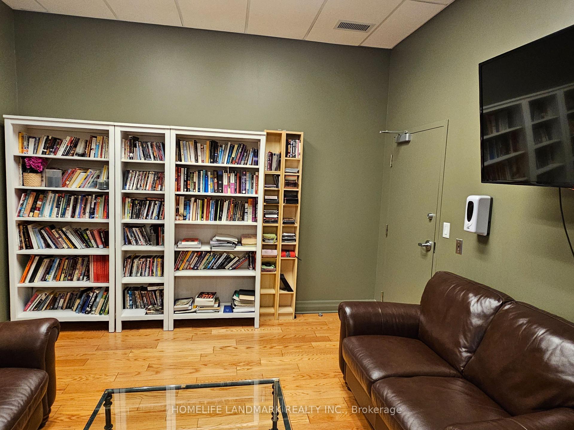 1 Bedroom Condo at 60 Byng, Toronto For sale