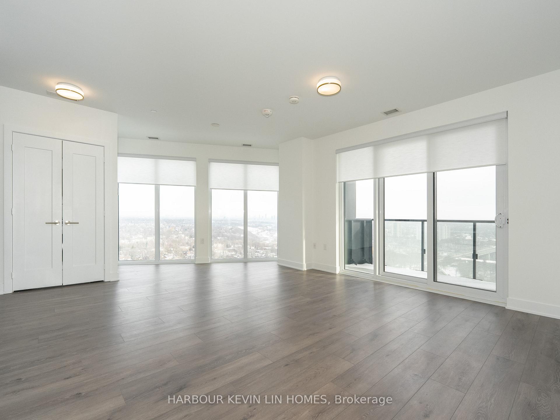 2 Bedrooms Condo at 575 Bloor, Toronto For sale